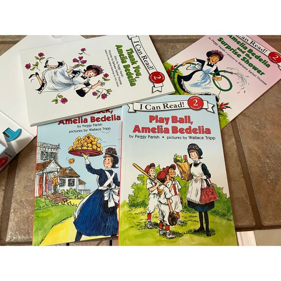 Bob Books Collection 1 Beginning Readers + Amelia Bedelia Hit the Books Lot - Picture 6 of 6